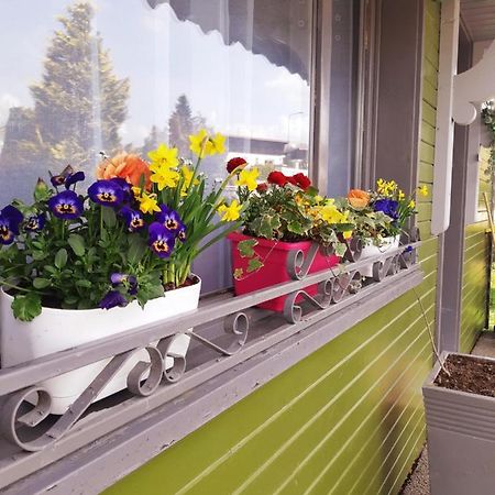 Gite Le Chalet Vert , Pret De Raquettes Frambouhans Екстериор снимка